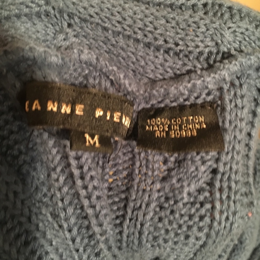 Sweater - Picture 3 of 3